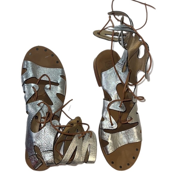 EUC Latigo “Rapper”Handmade Leather Lace Up Sandal Metallic 1” Block Heel 8.5 - Picture 10 of 11
